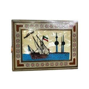 Vintage Kuwait Souvenir Trinket Box Mother Of Pearl Inlay Dhow Boat Kuwait Tower